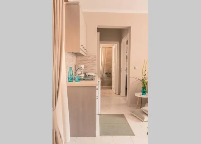 Remvi Deluxe 202 With Sea View *